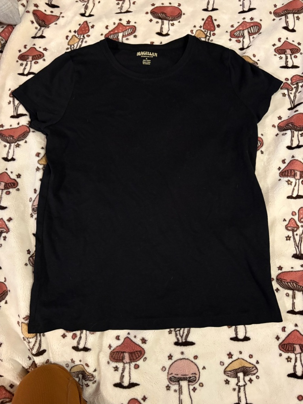 Magellan Sportswear Women’s Black Short-Sleeve Crewneck Tee Size XL